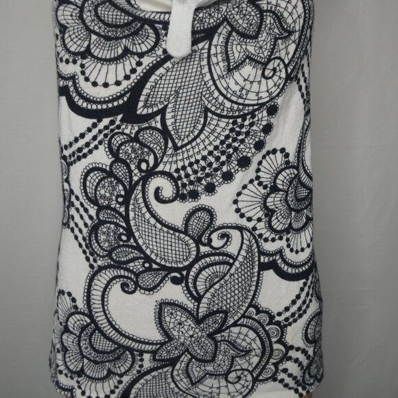 Cache Lace Print Paisley Floral Cowl Neck Blouse Medium Sleeveless Black White - Picture 3 of 9